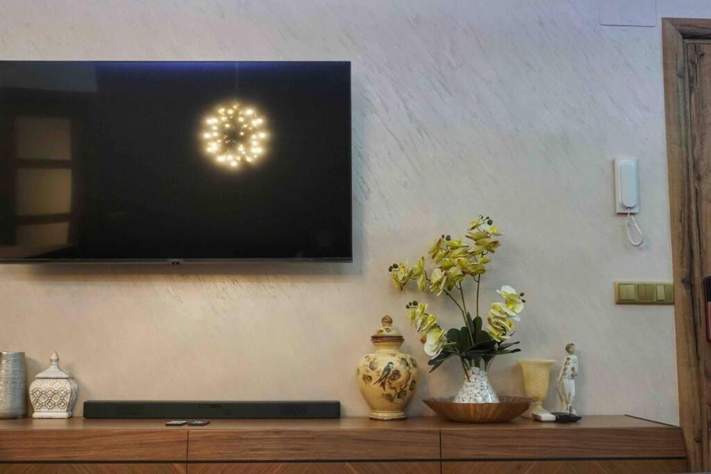 New Luxury 3-Bedroom Apartment Segovia Dış mekan fotoğraf